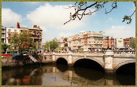 3 o'connell_bridge